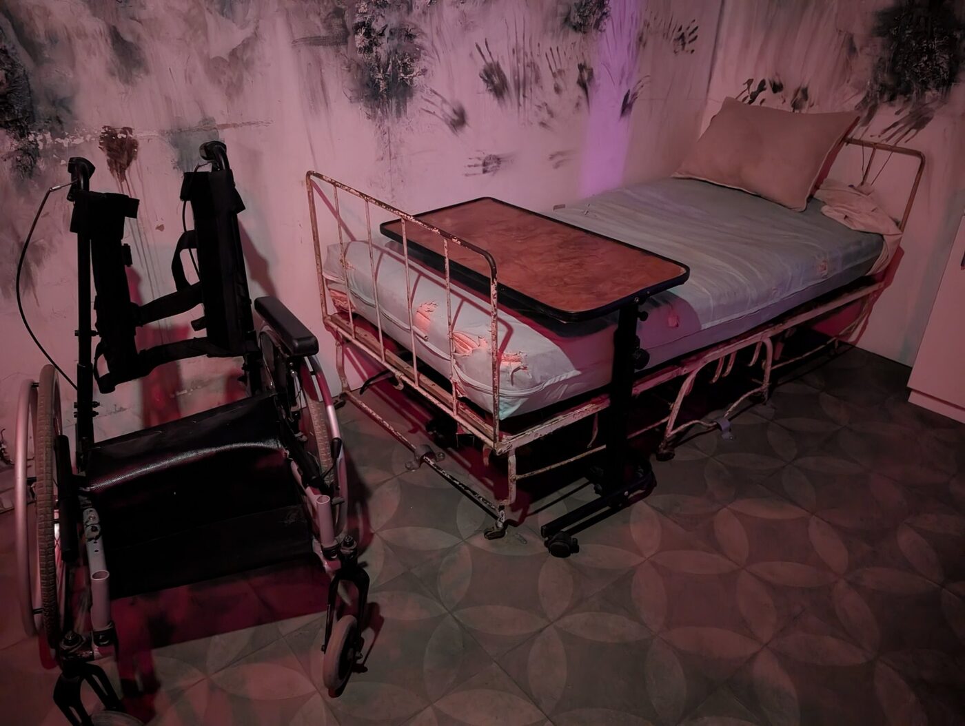 Escape Game Psychiatric Caen - Hôpital psychiatrique abandonné